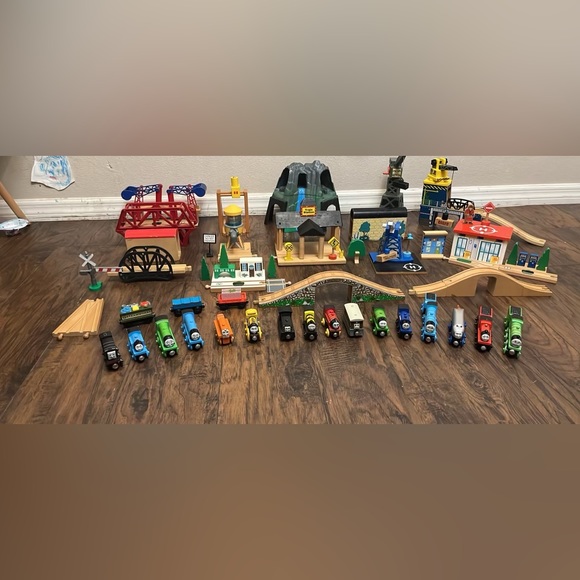 Thomas & Friends Other - Thomas & Friends Bridges, Trains, Turtables (select your choice)